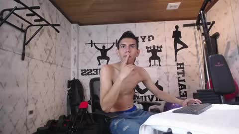 Snapshot of lucca_moreti chatting on April 13, 3:34 am Lucca Moreti online show from April 13, 3:34 am