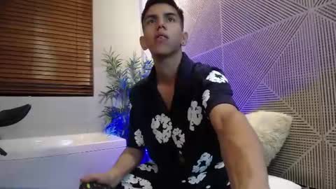 Snapshot of lucca_moreti chatting on June 28, 2:06 am Lucca Moreti online show from June 28, 2:06 am