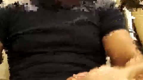 Snapshot of luccazzo79 chatting on February 22, 10:40 am luccazzo79 online show from February 22, 10:40 am