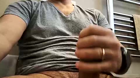 Snapshot of luccazzo79 chatting on January 10, 9:00 am luccazzo79 online show from January 10, 9:00 am