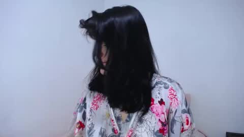 Snapshot of luccy21_ chatting on January 13, 9:47 am lucy online show from January 13, 9:47 am