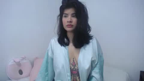 Snapshot of luccy21_ chatting on January 18, 2:54 pm lucy online show from January 18, 2:54 pm