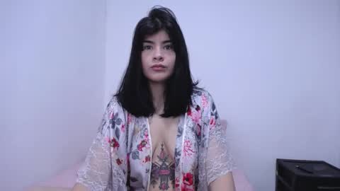 Snapshot of luccy21_ chatting on January 19, 10:52 am lucy online show from January 19, 10:52 am