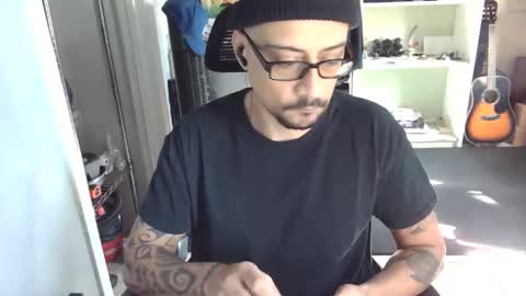 Snapshot of luchilove69 chatting on November 25, 8:53 pm Luchi Luchano online show from November 25, 8:53 pm