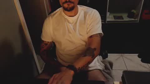 Snapshot of luchilove69 chatting on January 6, 7:45 am Luchi Luchano online show from January 6, 7:45 am