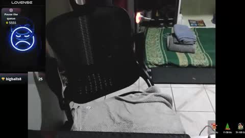 Snapshot of luchilove69 chatting on January 8, 8:05 am Luchi Luchano online show from January 8, 8:05 am