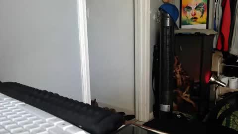 Snapshot of luchilove69 chatting on January 11, 9:09 pm Luchi Luchano online show from January 11, 9:09 pm