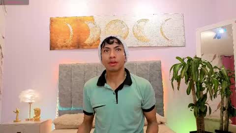 Snapshot of luchoplayboy chatting on March 17, 12:08 pm lucho online show from March 17, 12:08 pm