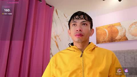 Snapshot of luchoplayboy chatting on March 26, 12:11 pm lucho online show from March 26, 12:11 pm