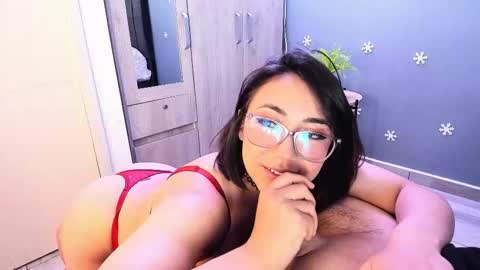 Luci y Fer online show from February 22, 1:44 am