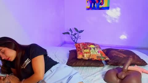 Snapshot of luci_ramirez chatting on April 1, 11:57 pm Luciana Ramirez Sofia Collins online show from April 1, 11:57 pm