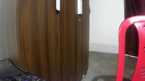 luci_ri online show from September 17, 8:05 am