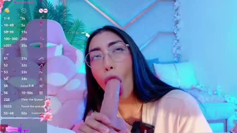 hanna online show from March 11, 9:32 pm