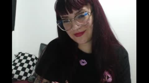 Lulu DCarton online show from May 16, 5:26 am