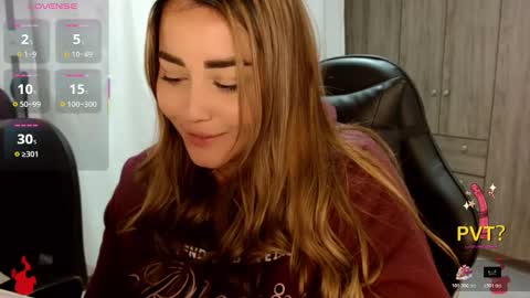 lucia star  online show from December 20, 2:51 am