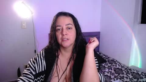 Lucia Vonne online show from April 27, 1:14 am