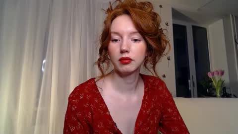 Lucia online show from March 8, 4:28 pm