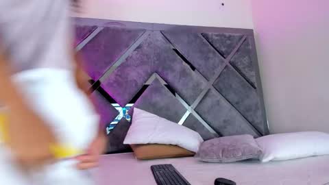 Snapshot of luciagray chatting on October 3, 12:13 pm Lucia Gray online show from October 3, 12:13 pm