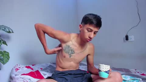 Pirulo online show from May 12, 12:46 pm