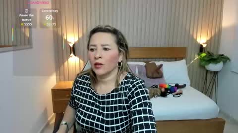 Luciana online show from June 6, 11:59 am