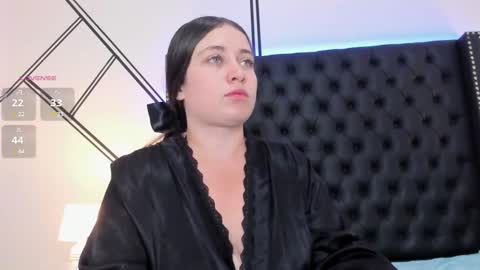 Snapshot of luciana_brown_ chatting on February 19, 10:12 am luciana_brown_ online show from February 19, 10:12 am