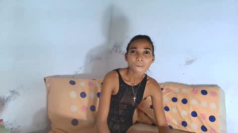 Snapshot of luciana_daza chatting on February 25, 11:00 pm Luciana online show from February 25, 11:00 pm
