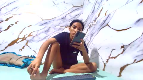 Snapshot of luciana_daza chatting on May 22, 5:25 am Luciana online show from May 22, 5:25 am