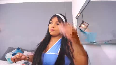 Snapshot of luciana_graay chatting on September 30, 2:33 pm Luciana online show from September 30, 2:33 pm