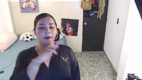 Snapshot of luciana_keating chatting on March 3, 1:56 am luciana online show from March 3, 1:56 am