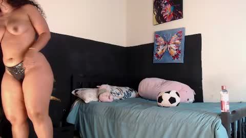 luciana online show from July 24, 8:01 am