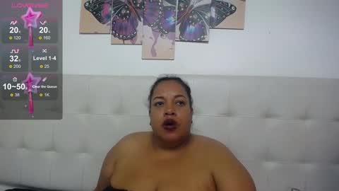 Snapshot of luciana_milf1 chatting on January 7, 5:09 pm Luciana online show from January 7, 5:09 pm