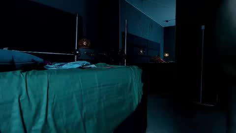 lucianablake online show from March 25, 4:02 pm