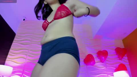 Snapshot of lucianacarter chatting on February 15, 3:52 am online show from February 15, 3:52 am