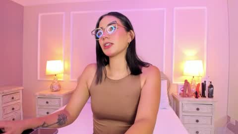    online show from September 30, 3:44 am