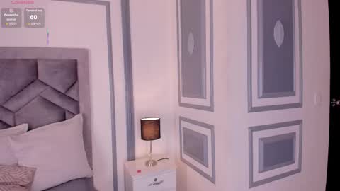    online show from October 18, 9:15 pm