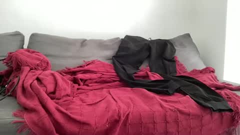 Snapshot of lucianena chatting on February 5, 12:49 pm andreanen online show from February 5, 12:49 pm