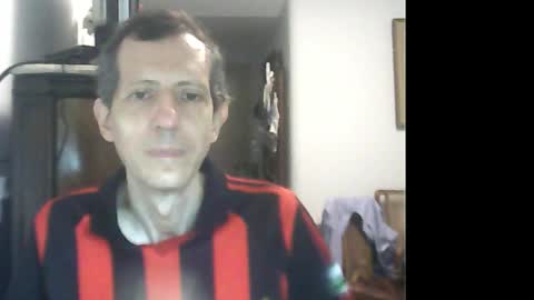 Snapshot of lucianoaxel chatting on January 19, 1:53 am Luciano online show from January 19, 1:53 am