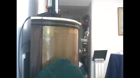 Snapshot of lucianoaxel chatting on October 7, 1:47 am Luciano online show from October 7, 1:47 am