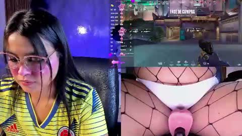 Snapshot of luciareid chatting on July 3, 2:23 pm Lucia online show from July 3, 2:23 pm