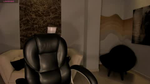Lucie Martin online show from May 12, 7:44 pm