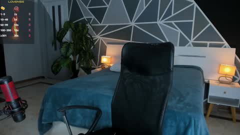 Snapshot of lucifer_dauhgter chatting on December 5, 12:11 pm Lucy online show from December 5, 12:11 pm