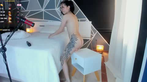 Snapshot of lucifer_dauhgter chatting on December 10, 6:06 pm Lucy online show from December 10, 6:06 pm