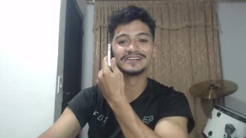 leonel online show from December 14, 11:09 pm