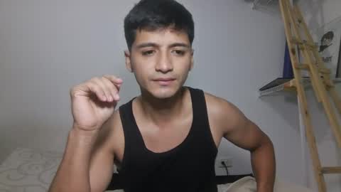 Snapshot of lucifferr_ chatting on March 29, 1:27 am leonel online show from March 29, 1:27 am