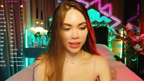 MimiFors online show from September 21, 4:30 pm