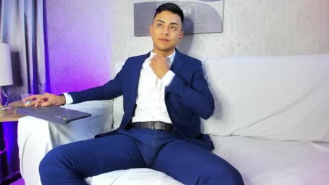Leo online show from January 12, 12:01 pm
