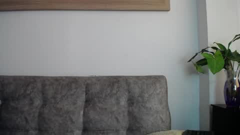 luciiana online show from May 2, 3:06 pm