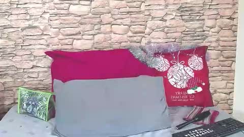 Grace online show from December 14, 7:18 pm