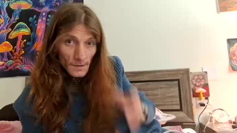 Snapshot of luciousloxs chatting on March 2, 9:22 pm luciousloxs online show from March 2, 9:22 pm