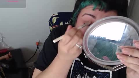 Snapshot of lucklucybbw chatting on March 18, 8:23 pm lucklucybbw online show from March 18, 8:23 pm